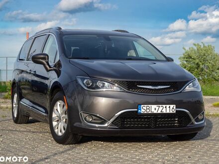 Крайслер Pacifica, об'ємом двигуна 3.61 л та пробігом 112 тис. км за 25054 $, фото 1 на Automoto.ua