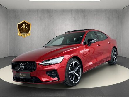Вольво С60 2023 в Европе на Automoto.ua Красный Вольво С60, объемом двигателя 1.97 л и пробегом 20 тыс. км за 40927 $, фото 1 на Automoto.ua