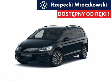 Фольксваген Туран 2025 в Европе на Automoto.ua Черный Фольксваген Туран, объемом двигателя 1 л и пробегом 1 тыс. км за 159100 $, фото 1 на Automoto.ua