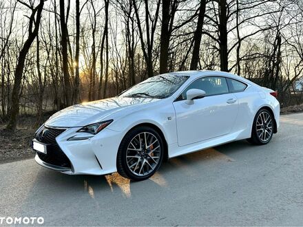 Лексус РС 2018 в Европе на Automoto.ua Белый Лексус РС, объемом двигателя 1 л и пробегом 230 тыс. км за 89900 $, фото 1 на Automoto.ua