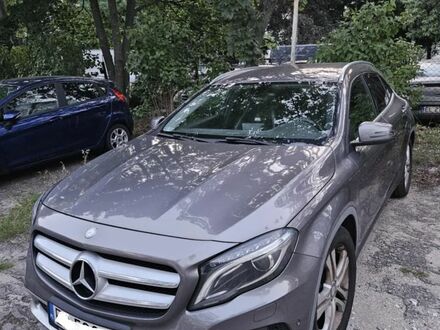 Мерседес ГЛА-Клас 2015 у Європі на Automoto.ua Сірий Мерседес ГЛА-Клас, об'ємом двигуна 1 л та пробігом 231 тис. км за 14286 $, фото 1 на Automoto.ua