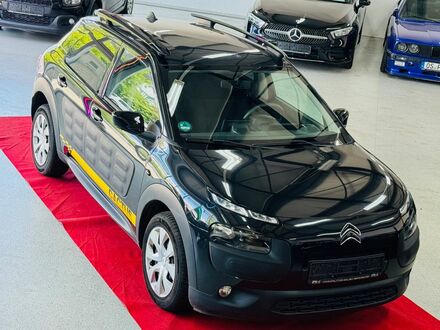 Сітроен C4 Кактус 2016 у Європі на Automoto.ua Чорний Сітроен C4 Кактус, об'ємом двигуна 1.2 л та пробігом 74 тис. км за 8127 $, фото 1 на Automoto.ua