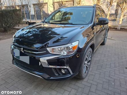 Міцубісі АСХ 2019 у Європі на Automoto.ua Чорний Міцубісі АСХ, об'ємом двигуна 1 л та пробігом 85 тис. км за 65400 $, фото 1 на Automoto.ua