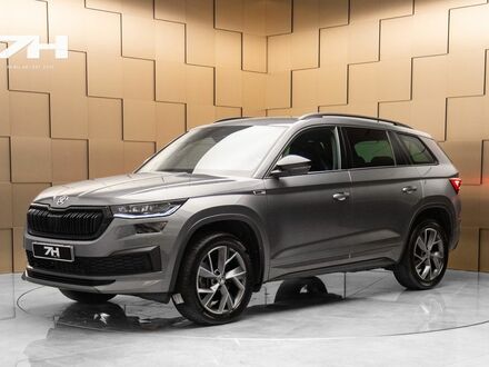 Шкода Kodiaq 2023 у Європі на Automoto.ua Сірий Шкода Kodiaq, об'ємом двигуна 1.98 л та пробігом 61 тис. км за 43686 $, фото 1 на Automoto.ua