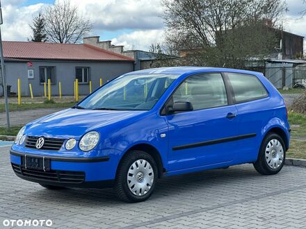 Фольксваген Поло 2003 у Європі на Automoto.ua Синій Фольксваген Поло, об'ємом двигуна 1 л та пробігом 177 тис. км за 5200 $, фото 1 на Automoto.ua