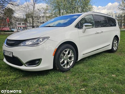 Крайслер Pacifica, об'ємом двигуна 3.61 л та пробігом 99 тис. км за 22678 $, фото 1 на Automoto.ua