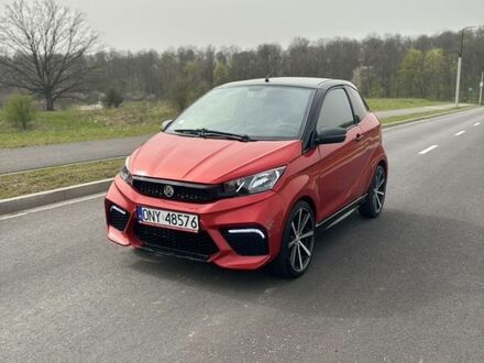 Аіксам Coupe, об'ємом двигуна 0.5 л та пробігом 35 тис. км за 9698 $, фото 1 на Automoto.ua