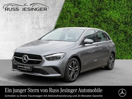 Мерседес Б 200 2024 у Європі на Automoto.ua Сірий Мерседес Б 200, об'ємом двигуна 1.33 л та пробігом 3 тис. км за 37476 $, фото 1 на Automoto.ua