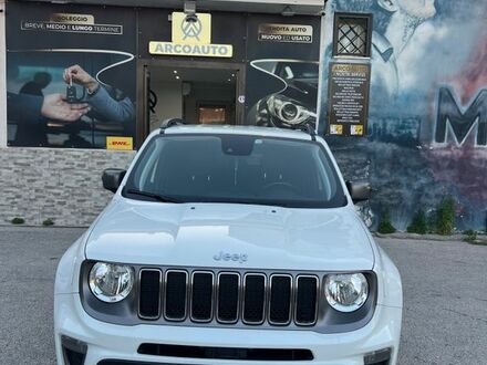 Джип Ренегат 2020 в Европе на Automoto.ua Бежевый Джип Ренегат, объемом двигателя 1.6 л и пробегом 150 тыс. км за 20537 $, фото 1 на Automoto.ua
