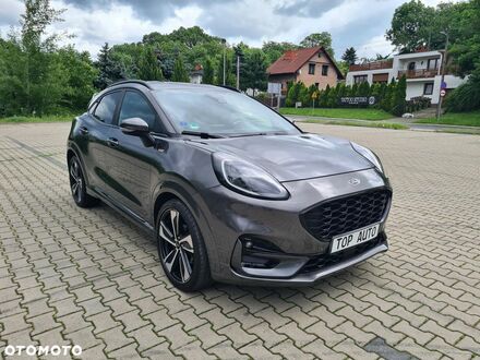 Форд Пума 2020 в Европе на Automoto.ua Серый Форд Пума, объемом двигателя 1 л и пробегом 76 тыс. км за 16199 $, фото 1 на Automoto.ua