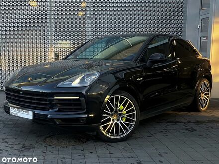 Порше Cayenne 2020 у Європі на Automoto.ua Чорний Порше Cayenne, об'ємом двигуна 3 л та пробігом 59 тис. км за 319000 $, фото 1 на Automoto.ua
