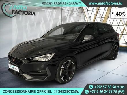 Cupra Leon 2024 в Европе на Automoto.ua Черный Cupra Leon, объемом двигателя 1.5 л и пробегом 23 тыс. км за 29928 $, фото 1 на Automoto.ua