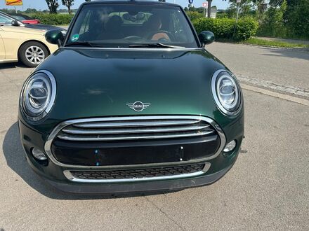 Міні Cooper 2018 у Європі на Automoto.ua Зелений Міні Cooper, об'ємом двигуна 1.5 л та пробігом 69 тис. км за 15847 $, фото 1 на Automoto.ua