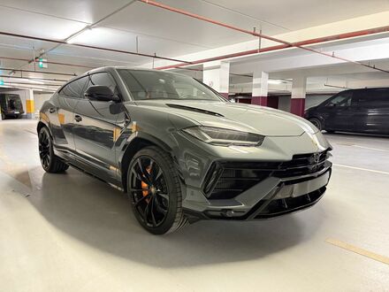 Ламборджині Урус 2025 у Європі на Automoto.ua Сірий Ламборджині Урус, об'ємом двигуна 4 л та пробігом 100 тис. км за 371796 $, фото 1 на Automoto.ua