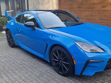 Тойота GR86 2022 у Європі на Automoto.ua Синій Тойота GR86, об'ємом двигуна 2.39 л та пробігом 28 тис. км за 20824 $, фото 1 на Automoto.ua
