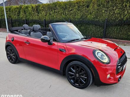 Мини Купер С 2019 в Европе на Automoto.ua Красный Мини Купер С, объемом двигателя 1 л и пробегом 112 тыс. км за 19008 $, фото 1 на Automoto.ua