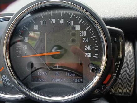Серый Мини Купер С, объемом двигателя 2 л и пробегом 85 тыс. км за 26372 $, фото 1 на Automoto.ua