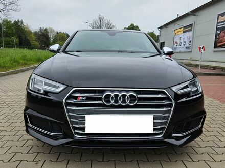 Ауді S4, об'ємом двигуна 3 л та пробігом 109 тис. км за 30778 $, фото 1 на Automoto.ua