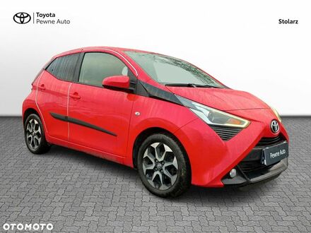 Тойота Айго 2019 в Европе на Automoto.ua Красный Тойота Айго, объемом двигателя 1 л и пробегом 92 тыс. км за 11090 $, фото 1 на Automoto.ua