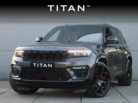 Джип Grand Cherokee 2023 у Європі на Automoto.ua Сірий Джип Grand Cherokee, об'ємом двигуна 2 л та пробігом 40 тис. км за 125126 $, фото 1 на Automoto.ua