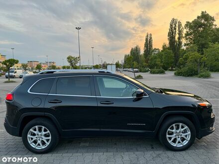 Джип Cherokee, об'ємом двигуна 1.99 л та пробігом 183 тис. км за 11879 $, фото 1 на Automoto.ua