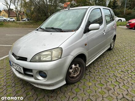 Дайхатсу ЯРВ 2002 в Европе на Automoto.ua Серый Дайхатсу ЯРВ, объемом двигателя 1 л и пробегом 185 тыс. км за 2999 $, фото 1 на Automoto.ua