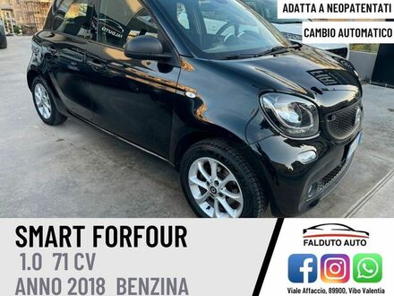 Смарт Forfour 2018 у Європі на Automoto.ua Чорний Смарт Forfour, об'ємом двигуна 1 л та пробігом 58 тис. км за 15381 $, фото 1 на Automoto.ua
