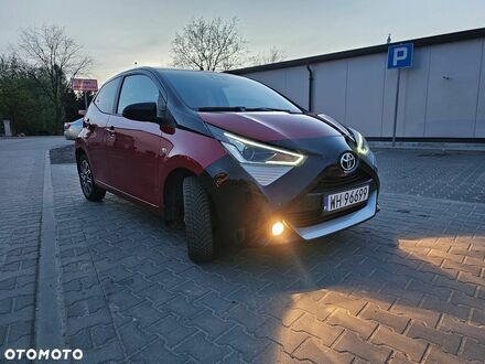 Тойота Айго, объемом двигателя 1 л и пробегом 33 тыс. км за 11404 $, фото 1 на Automoto.ua