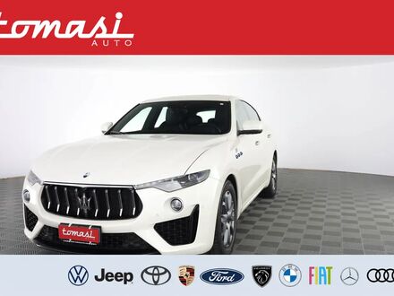 Мазерати Леванте 2022 в Европе на Automoto.ua Белый Мазерати Леванте, объемом двигателя 2 л и пробегом 56 тыс. км за 53676 $, фото 1 на Automoto.ua