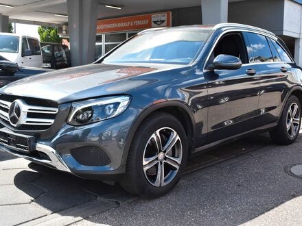 Мерседес ГЛЦ 220 2015 у Європі на Automoto.ua Сірий Мерседес ГЛЦ 220, об'ємом двигуна 2.14 л та пробігом 125 тис. км за 27873 $, фото 1 на Automoto.ua