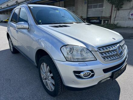 Мерседес МЛ 320 2008 в Европе на Automoto.ua Серый Мерседес МЛ 320, объемом двигателя 2.99 л и пробегом 232 тыс. км за 8890 $, фото 1 на Automoto.ua