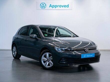 Фольксваген Гольф 2024 в Европе на Automoto.ua Серый Фольксваген Гольф, объемом двигателя 1.97 л и пробегом 19 тыс. км за 30817 $, фото 1 на Automoto.ua