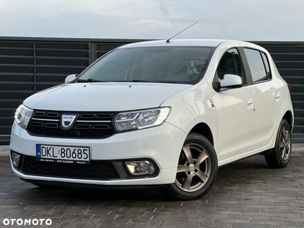 Дачия Сандеро 2017 в Европе на Automoto.ua Белый Дачия Сандеро, объемом двигателя 1 л и пробегом 125 тыс. км за 19900 $, фото 1 на Automoto.ua