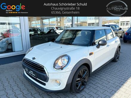 Мини One First 2015 в Европе на Automoto.ua Белый Мини One First, объемом двигателя 1.2 л и пробегом 87 тыс. км за 12440 $, фото 1 на Automoto.ua
