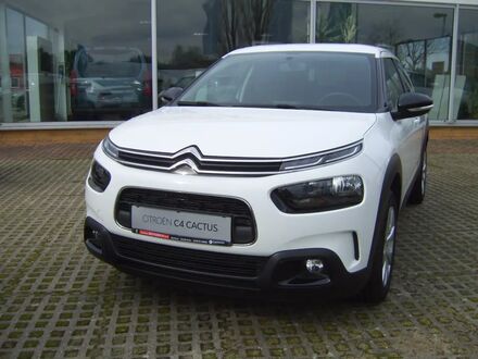 Ситроен C4 Кактус 2019 в Европе на Automoto.ua Белый Ситроен C4 Кактус, объемом двигателя 1.2 л и пробегом 37 тыс. км за 14189 $, фото 1 на Automoto.ua