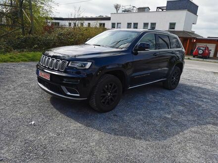 Чорний Джип Grand Cherokee, об'ємом двигуна 2.99 л та пробігом 54 тис. км за 37567 $, фото 1 на Automoto.ua