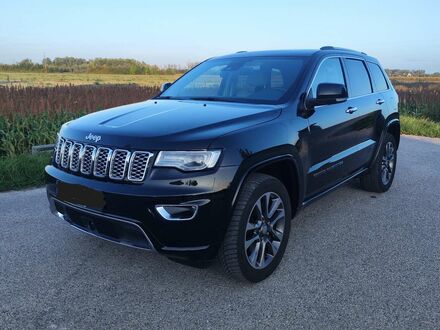 Чорний Джип Grand Cherokee, об'ємом двигуна 2.99 л та пробігом 65 тис. км за 43464 $, фото 1 на Automoto.ua