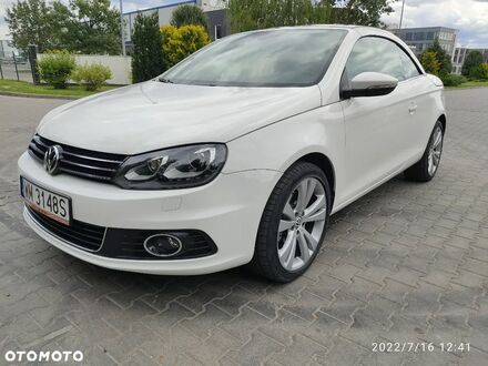 Фольксваген Эос 2014 в Европе на Automoto.ua Фольксваген Эос, объемом двигателя 1.98 л и пробегом 27 тыс. км за 59400 $, фото 1 на Automoto.ua