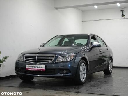 Мерседес Ц-Класс 2007 в Европе на Automoto.ua Серый Мерседес Ц-Класс, объемом двигателя 1 л и пробегом 155 тыс. км за 31900 $, фото 1 на Automoto.ua