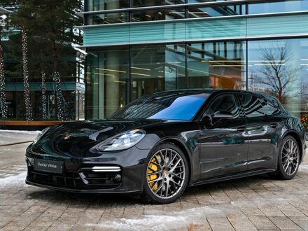 Чорний Порше Panamera, об'ємом двигуна 4 л та пробігом 84 тис. км за 116558 $, фото 1 на Automoto.ua