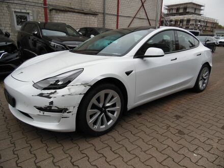 Тесла Модель 3 2022 у Європі на Automoto.ua Білий Тесла Модель 3, об'ємом двигуна 0 л та пробігом 27 тис. км за 21569 $, фото 1 на Automoto.ua
