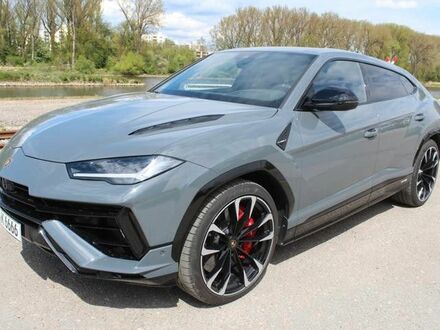 Ламборджини Урус 2024 в Европе на Automoto.ua Серый Ламборджини Урус, объемом двигателя 4 л и пробегом 4 тыс. км за 329348 $, фото 1 на Automoto.ua