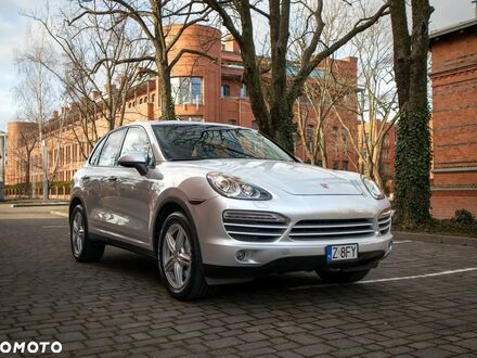 Порше Cayenne 2011 у Європі на Automoto.ua Порше Cayenne, об'ємом двигуна 3.6 л та пробігом 190 тис. км за 69900 $, фото 1 на Automoto.ua