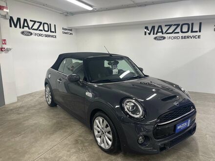 Сірий Міні Cooper S, об'ємом двигуна 2 л та пробігом 31 тис. км за 31216 $, фото 1 на Automoto.ua