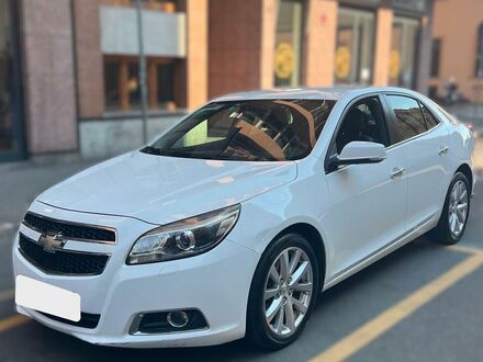 Шевроле Малібу 2014 у Європі на Automoto.ua Білий Шевроле Малібу, об'ємом двигуна 1.96 л та пробігом 166 тис. км за 7900 $, фото 1 на Automoto.ua