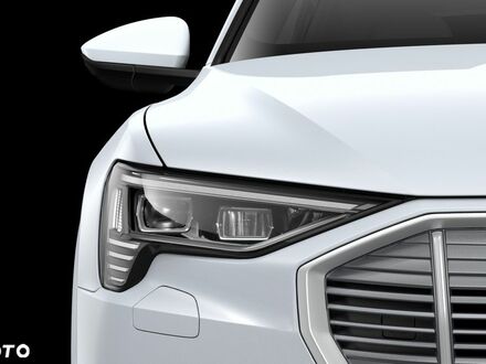Ауди E-Tron 2020 в Европе на Automoto.ua Белый Ауди E-Tron, объемом двигателя 0 л и пробегом 87 тыс. км за 34867 $, фото 1 на Automoto.ua