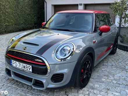 Мини John Cooper Works, объемом двигателя 2 л и пробегом 41 тыс. км за 28078 $, фото 1 на Automoto.ua