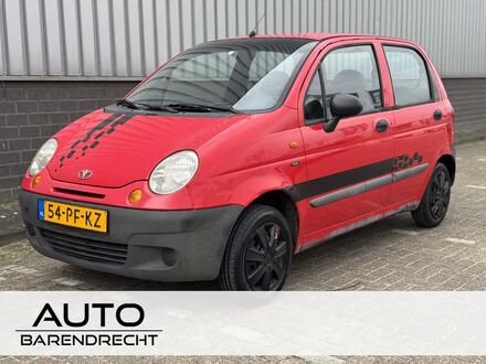 Дэу Матиз 2004 в Европе на Automoto.ua Красный Дэу Матиз, объемом двигателя 0.8 л и пробегом 177 тыс. км за 958 $, фото 1 на Automoto.ua