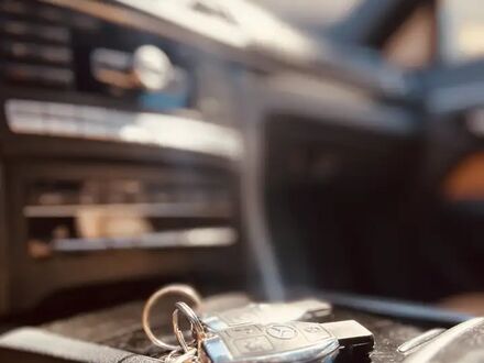 Мерседес E 220 2014 в Европе на Automoto.ua Мерседес E 220, объемом двигателя 2.14 л и пробегом 124 тыс. км за 31897 $, фото 1 на Automoto.ua