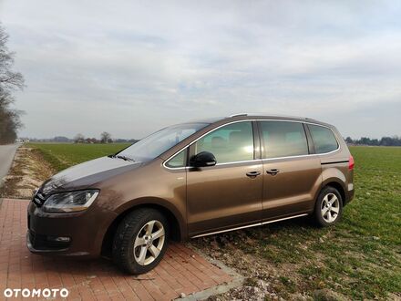 Фольксваген Шаран 2012 у Європі на Automoto.ua Коричневий Фольксваген Шаран, об'ємом двигуна 1 л та пробігом 406 тис. км за 17900 $, фото 1 на Automoto.ua